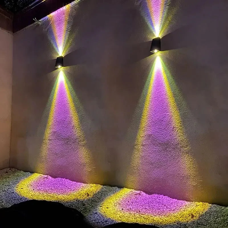 LumiFence LED tuinhekken verlichting – stijlvolle en energiezuinige verlichting voor je buitenruimtes. Verlicht hekwerken en tuinomheiningen met een moderne uitstraling, ideaal voor sfeer en veiligheid.