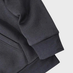 Micha zomerse herenhoodie met hartjesprint – lichtgewicht, ademend materiaal met comfortabele pasvorm en speelse print voor een casual, modieuze look.
