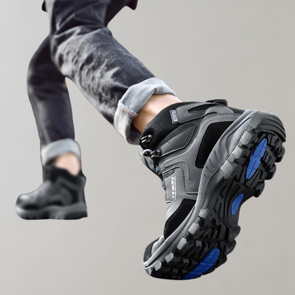 Valdemar comfortabele zomerse wandelschoenen voor mannen van ademend, waterafstotend materiaal met stevige zool en ondersteunende pasvorm.