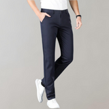 Konrad slimme casual chino voor heren – slanke pasvorm met lichtgewicht katoenmix voor een verzorgde en comfortabele look