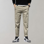 Mads comfortabele heren chino – zachte, ademende stof met moderne slim fit pasvorm, perfect voor casual en zakelijke looks