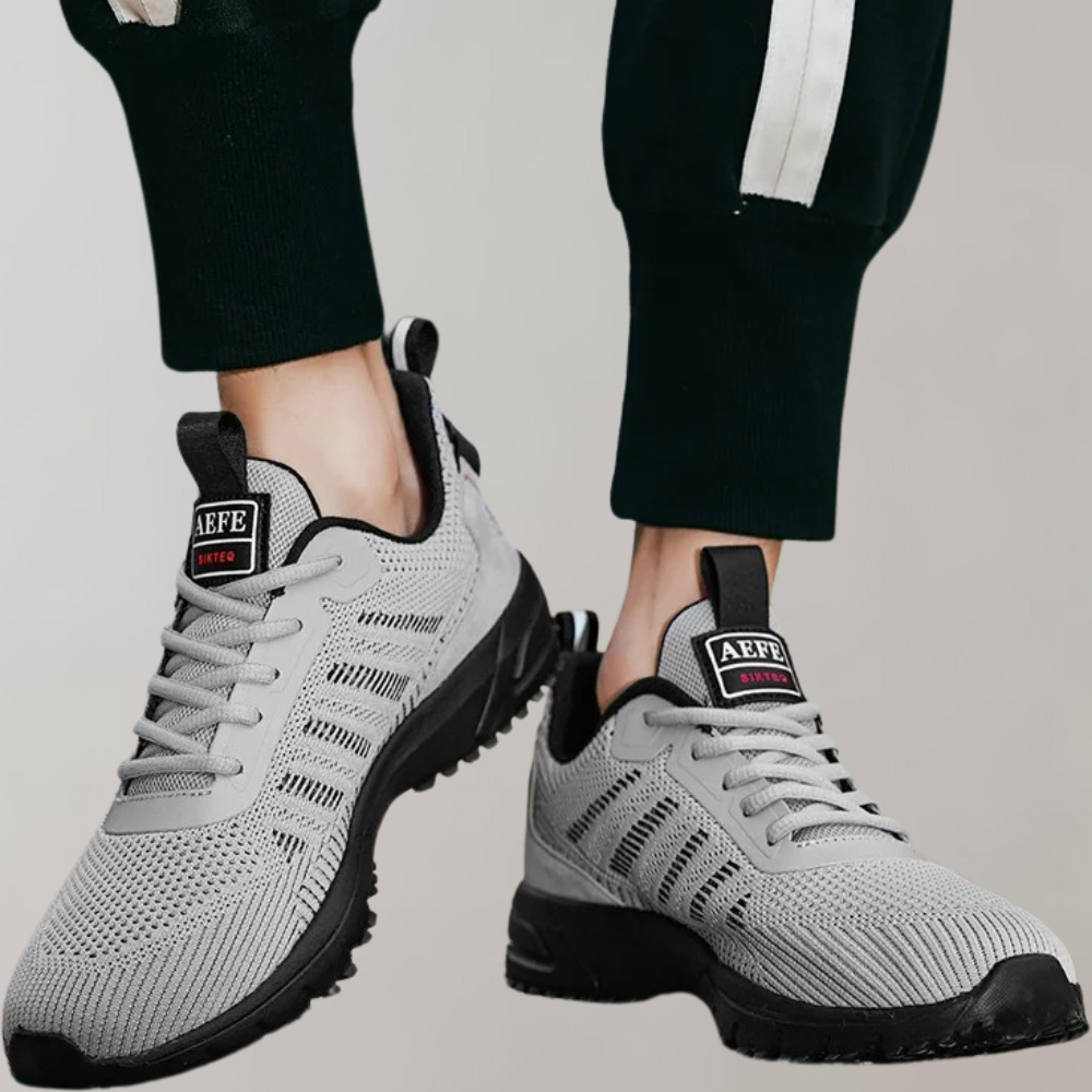 Hektor lichtgewicht zomersportschoenen voor mannen van ademend mesh materiaal met flexibele zool en comfortabele, sportieve pasvorm.