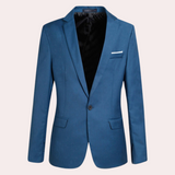 Olaf – Premium Slim Fit Blazer voor Heren – Elegante blazer in slim fit, gemaakt van hoogwaardige materialen voor een verfijnde uitstraling. Perfect voor zakelijke en formele gelegenheden. De blazer biedt een moderne pasvorm en een chique afwerking voor een stijlvolle look.