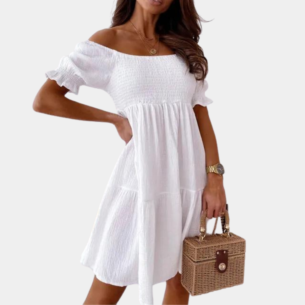 Casual off shoulder zomerjurk voor dames van lichte, ademende stof met relaxte pasvorm en trendy schoudervrij design.