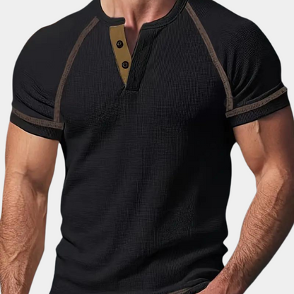 Ademend heren t-shirt met korte mouwen – Lichtgewicht en comfortabel t-shirt voor heren, ontworpen om luchtcirculatie te bevorderen en te zorgen voor een koele, droge ervaring tijdens warme dagen of sportieve activiteiten. Perfect voor casual en actieve gelegenheden.