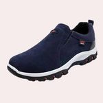 Trendy zomerse herenschoenen met slip-on design van ademend, lichtgewicht materiaal met comfortabele pasvorm en casual stijl.