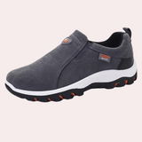Trendy zomerse herenschoenen met slip-on design van ademend, lichtgewicht materiaal met comfortabele pasvorm en casual stijl.