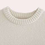 Aaliyah – Chique en comfortabele oversized damestrui – Trendy en warme trui met een losse pasvorm, ideaal voor een casual maar stijlvolle look in elk seizoen. Perfect voor dagelijkse outfits en relaxte momenten.