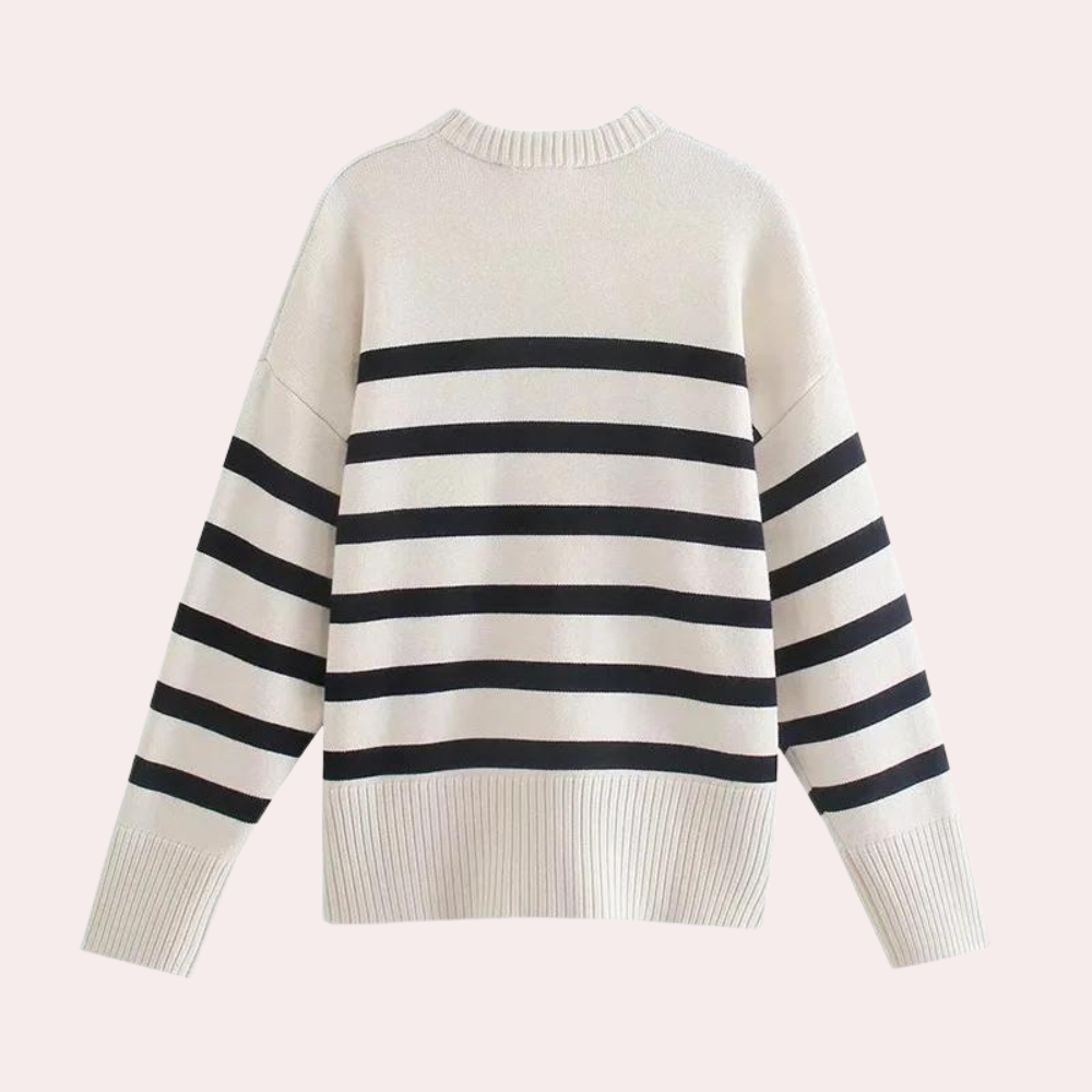 Aaliyah – Chique en comfortabele oversized damestrui – Trendy en warme trui met een losse pasvorm, ideaal voor een casual maar stijlvolle look in elk seizoen. Perfect voor dagelijkse outfits en relaxte momenten.