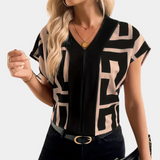 Elin - Moderne trendy damesblouse – Een eigentijdse blouse met een stijlvolle pasvorm, perfect voor een trendy look en geschikt voor zowel casual als geklede outfits.