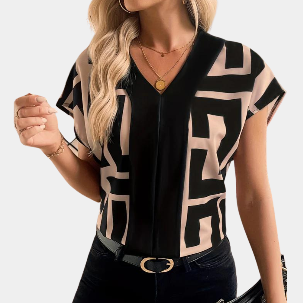 Elin - Moderne trendy damesblouse – Een eigentijdse blouse met een stijlvolle pasvorm, perfect voor een trendy look en geschikt voor zowel casual als geklede outfits.