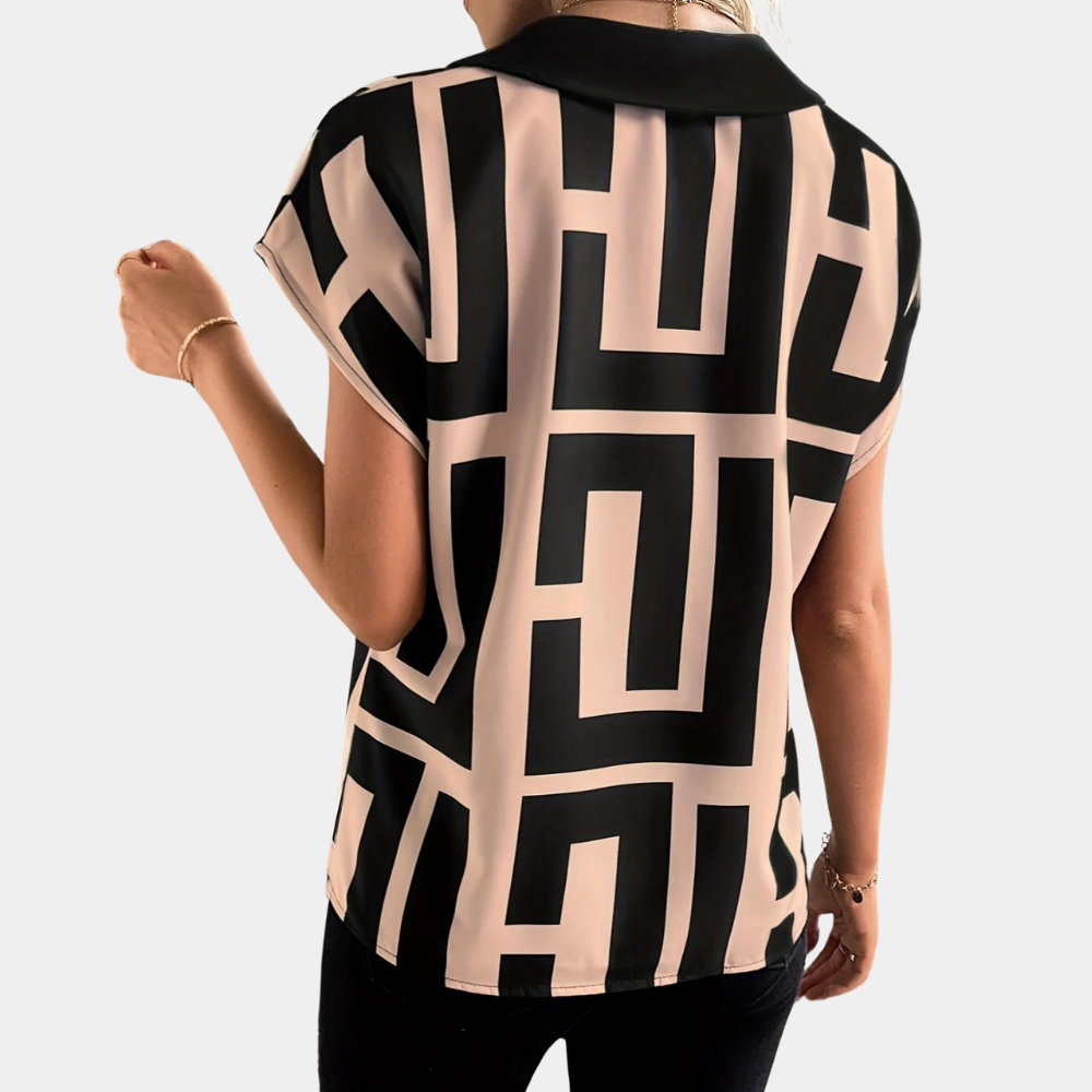Elin - Moderne trendy damesblouse – Een eigentijdse blouse met een stijlvolle pasvorm, perfect voor een trendy look en geschikt voor zowel casual als geklede outfits.