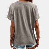 Roxane – Luchtige Zomertop voor Dames met Verfijnde V‑hals, Ademend Lightweight‑materiaal en Relaxte Pasvorm; perfect voor stijlvolle, koele zomerlooks.