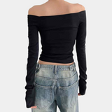 Off‑Shoulder Damestop met Lange Mouwen voor de Zomer – Luchtig, Elastisch en Schoudervrij Design dat elegantie combineert met verkoelend comfort voor trendy warm‑weer outfits.