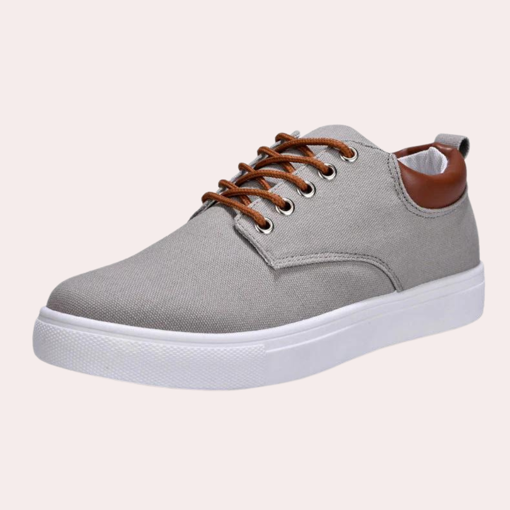 Stijlvolle zomerse herenschoenen van ademend, lichtgewicht materiaal met comfortabele pasvorm en modern, elegant design.