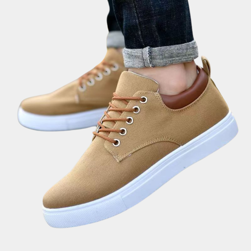 Stijlvolle zomerse herenschoenen van ademend, lichtgewicht materiaal met comfortabele pasvorm en modern, elegant design.