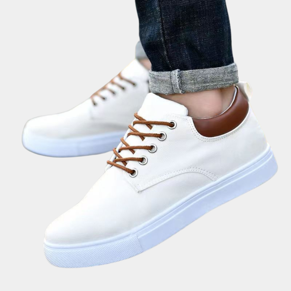 Stijlvolle zomerse herenschoenen van ademend, lichtgewicht materiaal met comfortabele pasvorm en modern, elegant design.