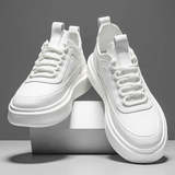 Enea casual zomerse herenschoenen van ademend, lichtgewicht materiaal met comfortabele pasvorm en moderne, relaxte uitstraling.