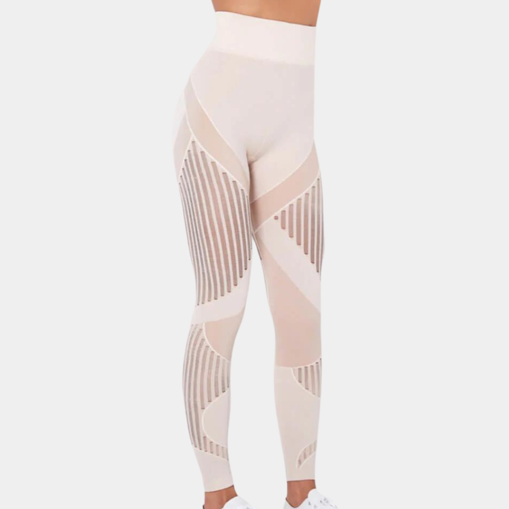 Comfortabele zomerlegging voor dames van lichte, ademende stretchstof met flatterende pasvorm en sportieve, casual look.