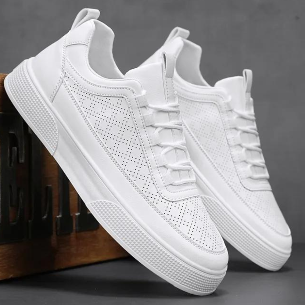 Jiri lichtgewicht en comfortabele zomerse herensneakers van ademend materiaal met flexibele zool en moderne, sportieve uitstraling.