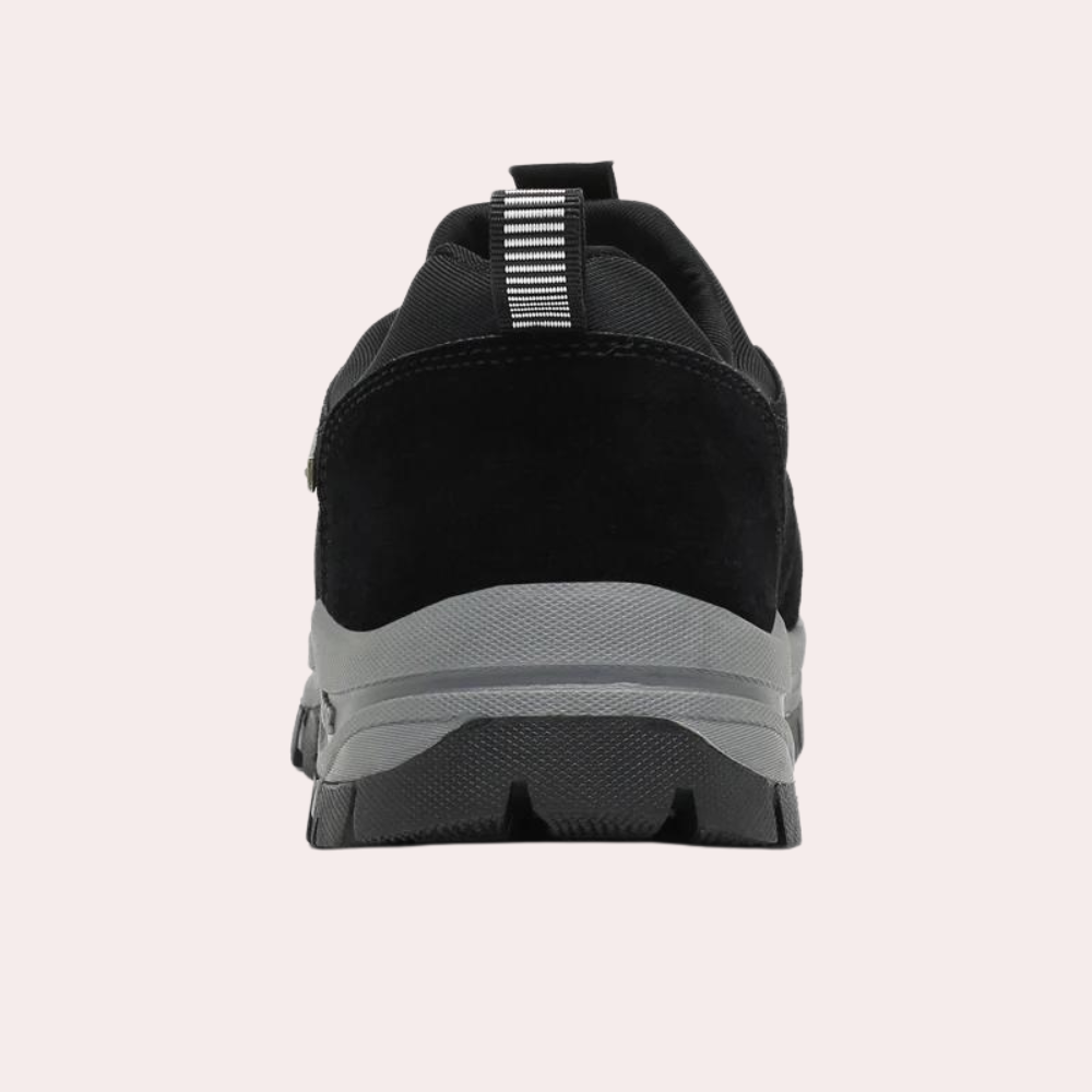 Mihail comfortabele zomerse damesschoenen van ademend, lichtgewicht materiaal met zachte binnenzool en moderne, casual uitstraling.