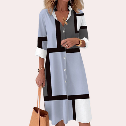 Anna modieuze zomerse midi-jurk van luchtige, ademende stof met flatterende pasvorm en trendy, stijlvol design.