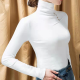 Larissa – luxe damesshirt met hoge hals, vervaardigd uit zachte, fijngebreide stof voor een elegante, comfortabele uitstraling.