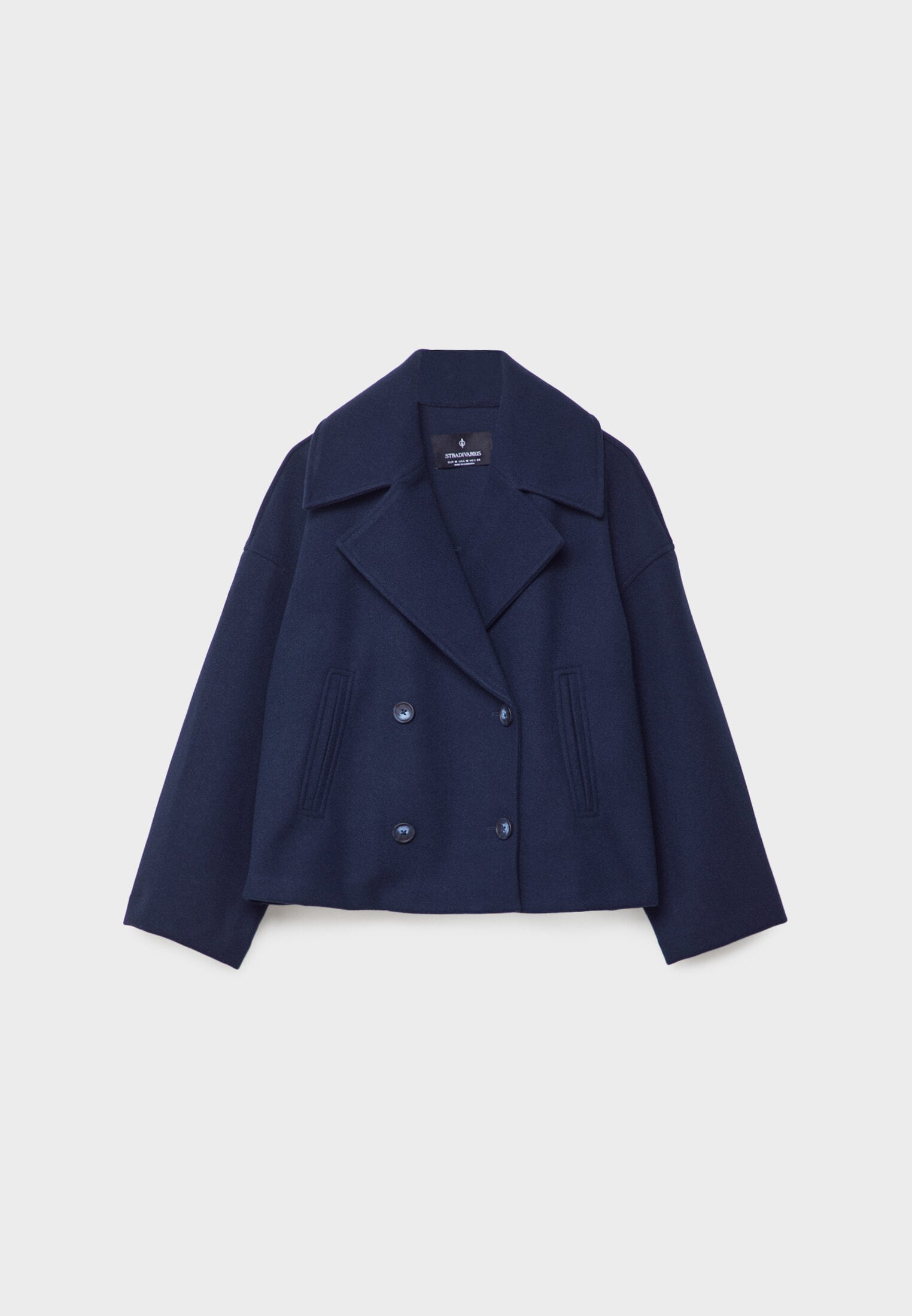 Elara chique korte jas voor dames – stijlvolle jas met dubbele rij knoopsluiting, hoogwaardige stof en comfortabele pasvorm, perfect voor werk of speciale gelegenheden.