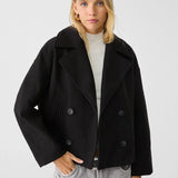 Elara chique korte jas voor dames – stijlvolle jas met dubbele rij knoopsluiting, hoogwaardige stof en comfortabele pasvorm, perfect voor werk of speciale gelegenheden.