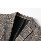 James casual blazer voor heren – Stijlvolle en comfortabele blazer van hoogwaardige stof. Perfect voor smart-casual gelegenheden, kantoor of avondjes uit. Modern ontwerp met een nette pasvorm voor een verzorgde look.