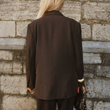 Lou blazer – stijlvolle en comfortabele blazer met moderne snit, hoogwaardige stof en elegante uitstraling voor zowel casual als formele looks.