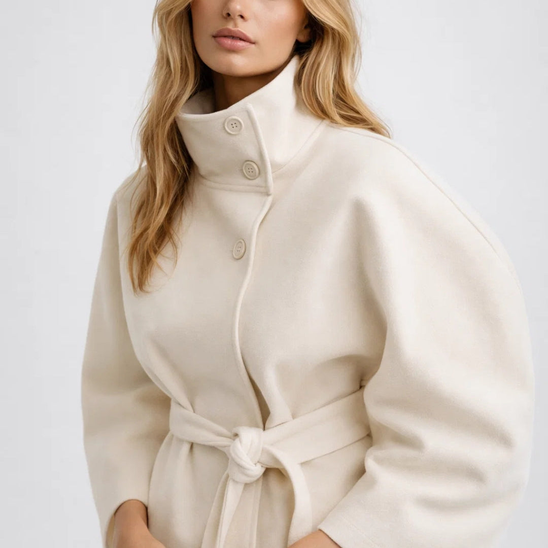 Elegante Cape Jas met Ceintuur en Hoge Kraag
