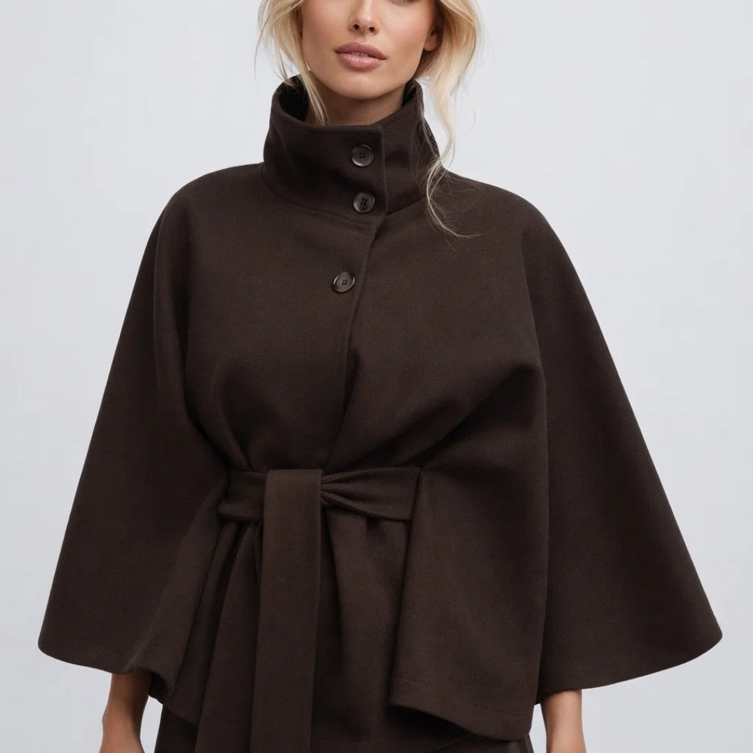 Elegante Cape Jas met Ceintuur en Hoge Kraag