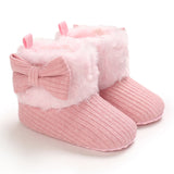 CozyGirls kleine anti-slip winterlaarzen voor meisjes – warme, comfortabele en veilige laarzen voor dagelijks gebruik tijdens koude dagen.