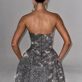Straploze Mini Jurk met Glitterafwerking