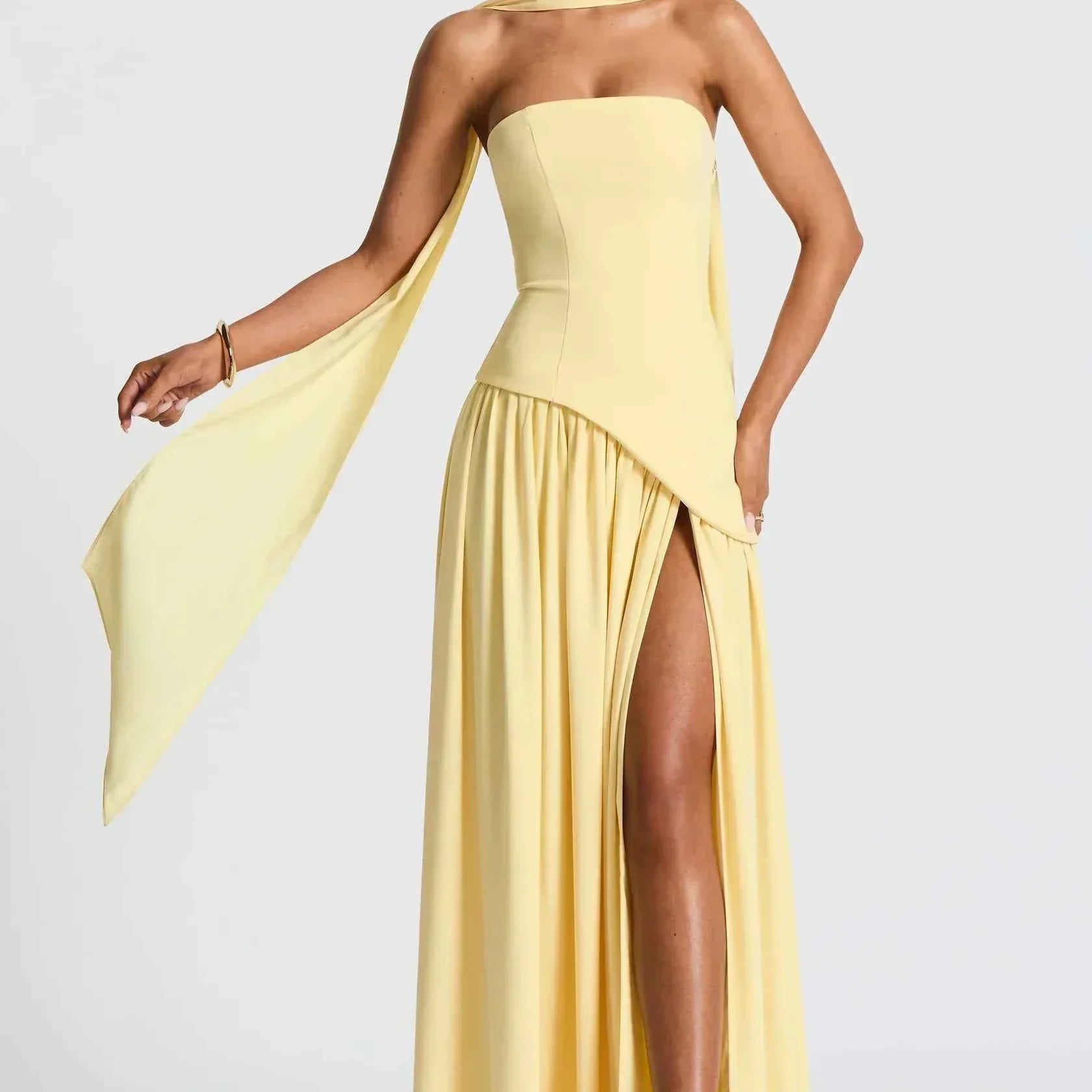 Straploze Maxi Jurk met Hoge Split