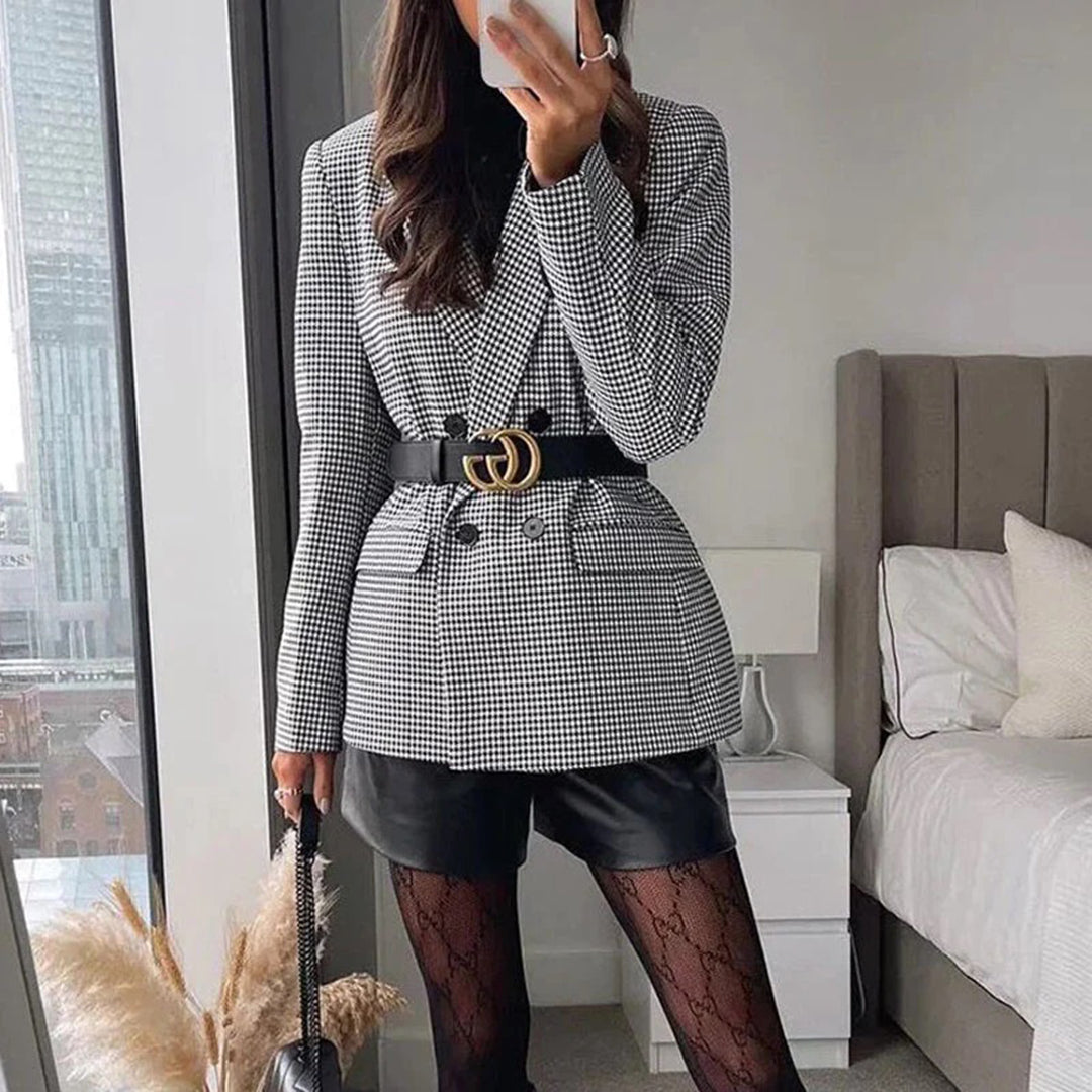 Blazenka - Blazer met Dubbele Rij Knopen voor Dames – Klassieke en Elegante Blazer met een Verfijnde Pasvorm en Tijdloos Design, Perfect voor een Professionele of Chique Look.