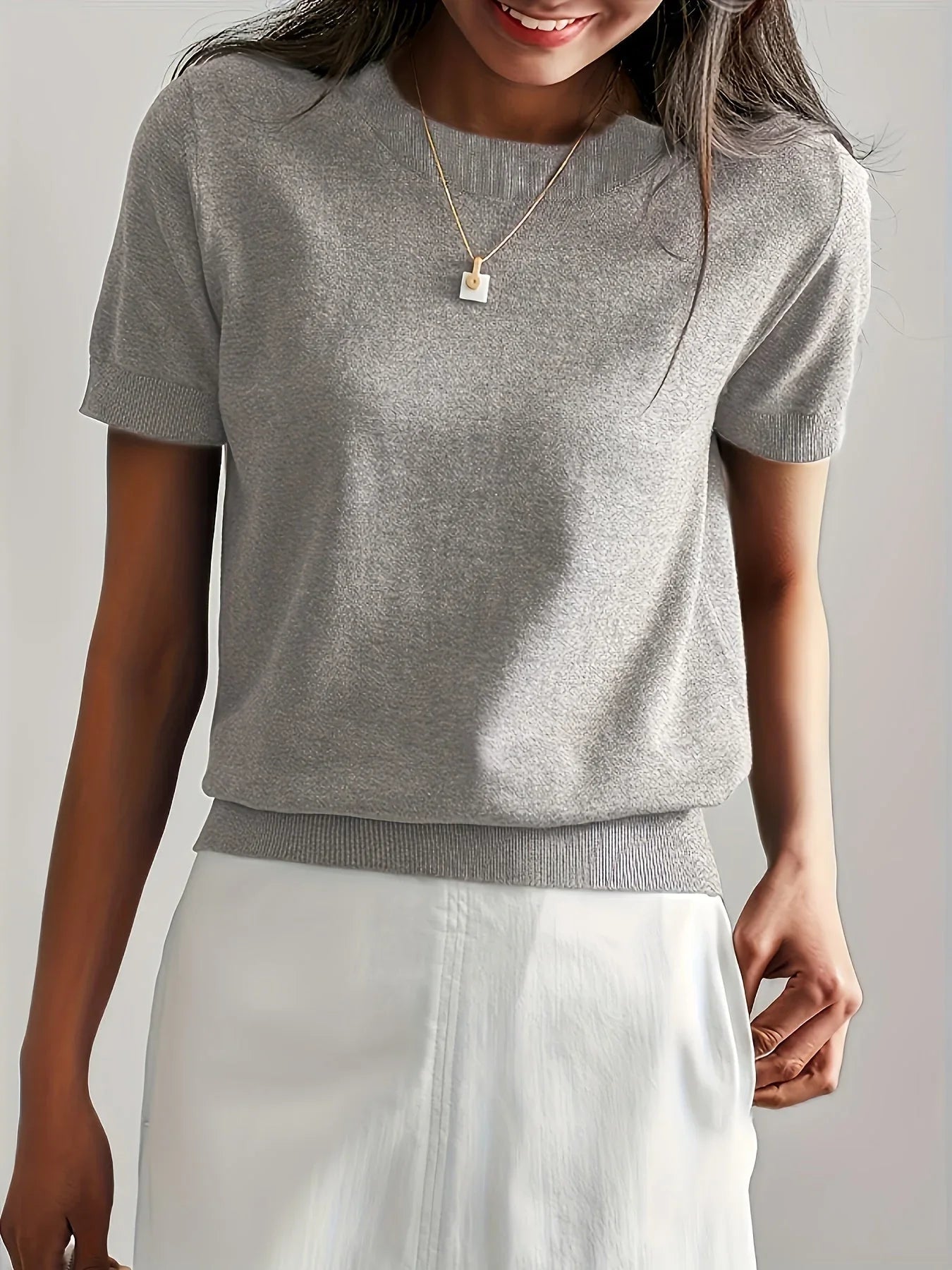 Casual dames T-shirt met korte mouwen, perfect voor de lente en dagelijkse outfits.