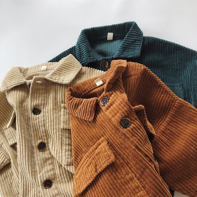 LittleCord corduroy jasje voor kinderen – zacht, trendy en comfortabel ontwerp dat warmte en stijl combineert voor elke gelegenheid.