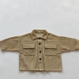 LittleCord corduroy jasje voor kinderen – zacht, trendy en comfortabel ontwerp dat warmte en stijl combineert voor elke gelegenheid.