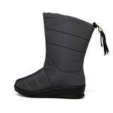 Norvella dames winterlaarzen in diverse kleuren – warme voering, waterafstotend materiaal en comfortabele pasvorm voor koude dagen.