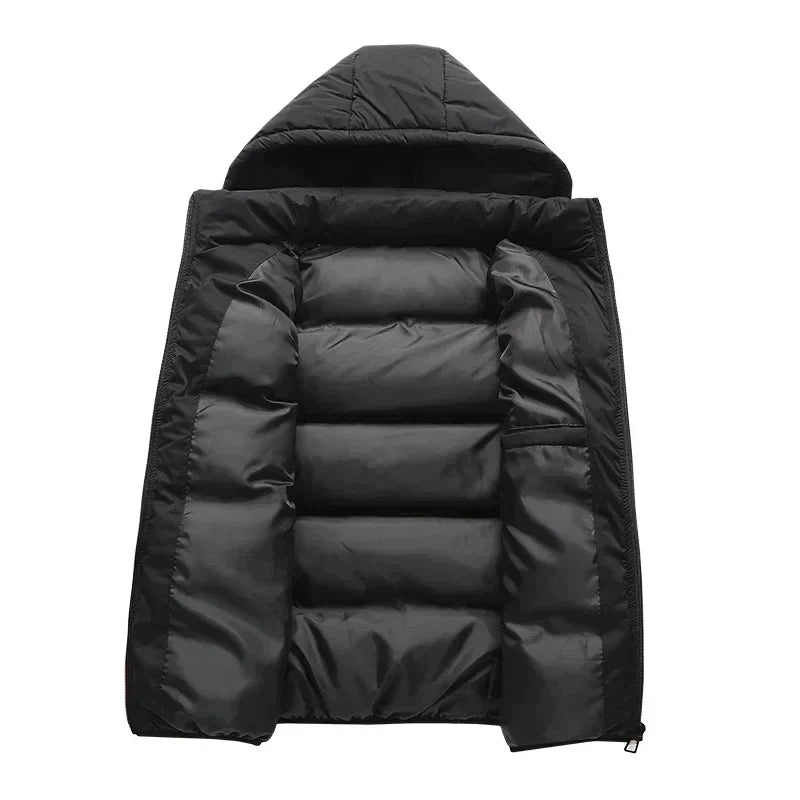 Heren bodywarmer met capuchon en voering in diverse kleuren – warme isolatie, waterafstotend materiaal en comfortabele pasvorm voor koude dagen.