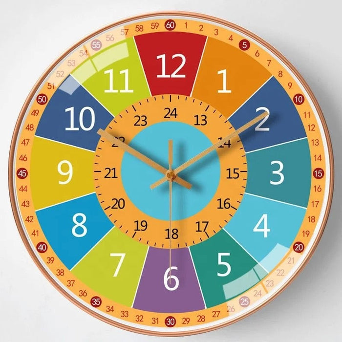 KiddoClock educatieve klok voor peuters – kleurrijk en interactief ontwerp dat kinderen helpt klokkijken te leren, stimuleert concentratie en motorische vaardigheden.