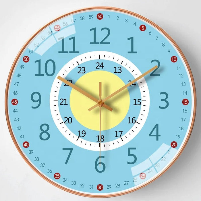 KiddoClock educatieve klok voor peuters – kleurrijk en interactief ontwerp dat kinderen helpt klokkijken te leren, stimuleert concentratie en motorische vaardigheden.