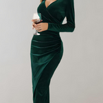 Chaveli - Fluwelen bodycon wikkeljurk met lange mouwen en V-hals, voor een elegante en vrouwelijke uitstraling.