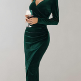 Chaveli - Fluwelen bodycon wikkeljurk met lange mouwen en V-hals, voor een elegante en vrouwelijke uitstraling.