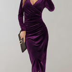 Chaveli - Fluwelen bodycon wikkeljurk met lange mouwen en V-hals, voor een elegante en vrouwelijke uitstraling.
