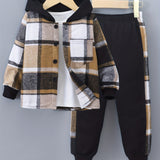 MiniStyle jongens set met geruite hoodie en bijpassende trainingsbroek, gemaakt van zachte, comfortabele stof – perfecte casual outfit voor dagelijks dragen en spelen.