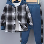 MiniStyle jongens set met geruite hoodie en bijpassende trainingsbroek, gemaakt van zachte, comfortabele stof – perfecte casual outfit voor dagelijks dragen en spelen.