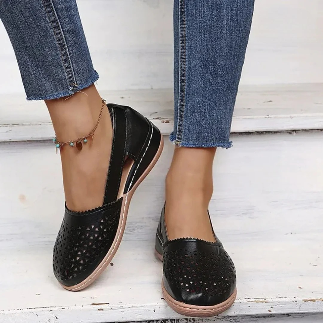 Dames Geperforeerde Slingback Loafers
